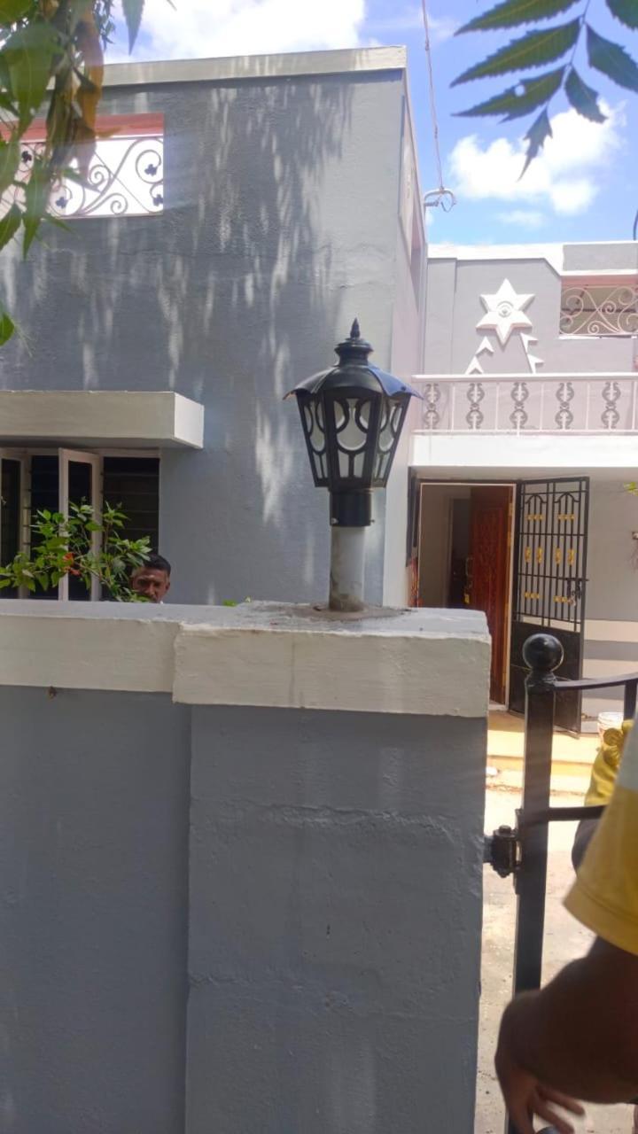 Madurai Koodal Nagar Homestay Buitenkant foto